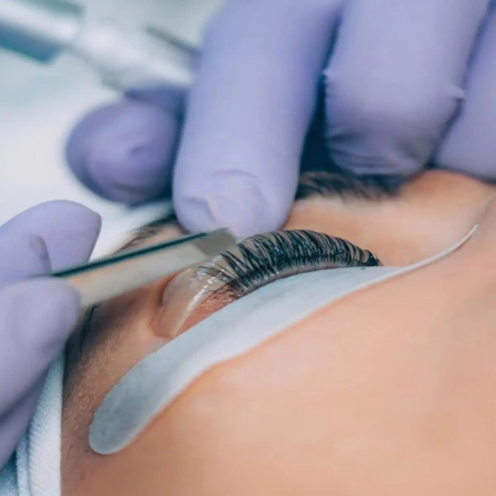 Laminazione ciglia: tutti i pro e contro